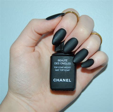 chanel nail polish matte black